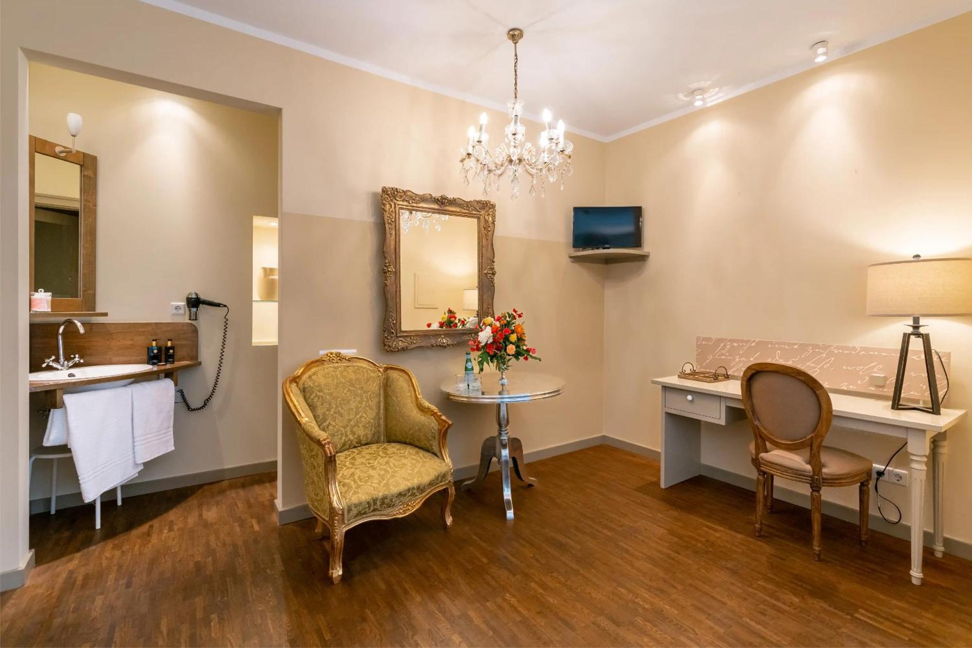 Friedrich Von Schiller Hotel Bietigheim-Bissingen Quarto foto